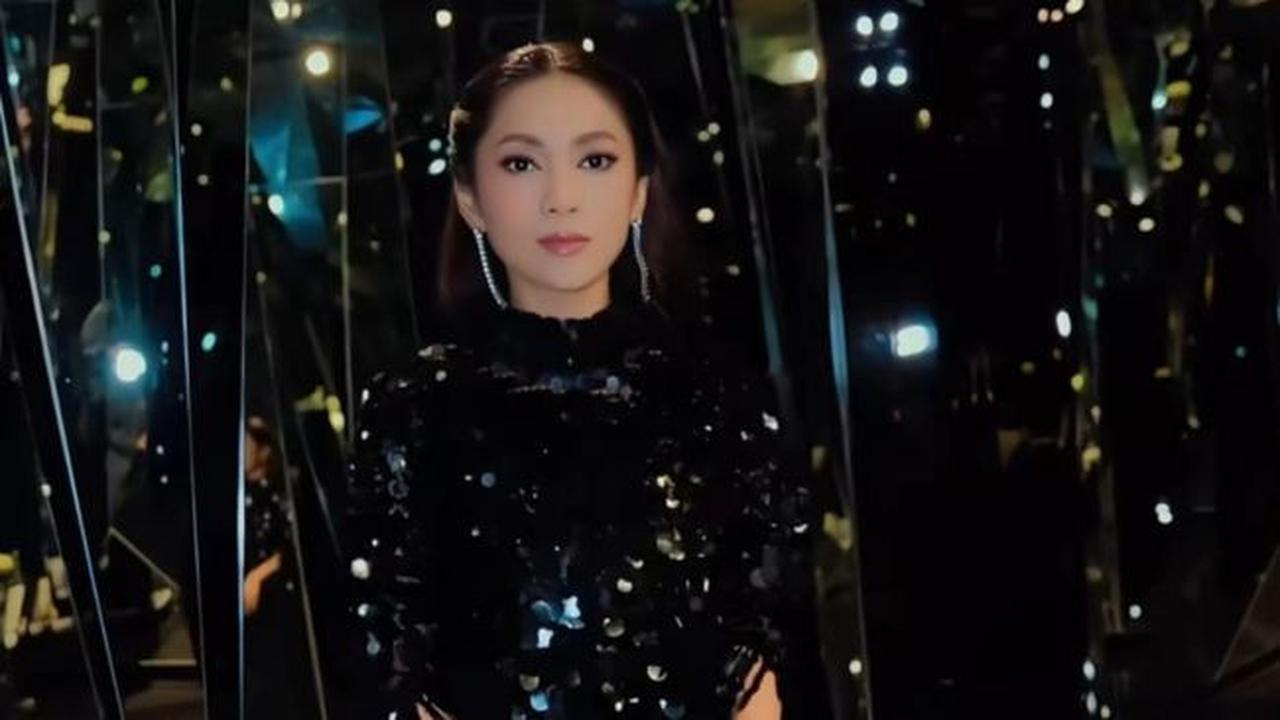 Pesona Dinda Kirana dalam balutan gaun elegan. (credit:instagram.com/dindakirana.s)