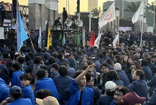 Mahasiswa Demo Lagi Depan Gedung DPR (Ady Anugrahady/Liputan6.com)
