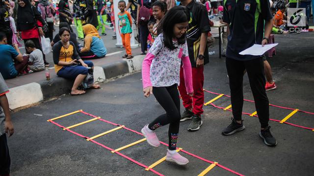 Usir Rasa Bosan Selama Di Rumah Saja Dengan Permainan Tradisional Surabaya Liputan6 Com