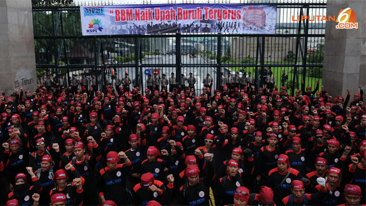 demo-buruh-3-130617b.jpg