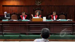 Hakim Ketua Artha Theresia memimpin  sidang lanjutan pengadaan Bus Transjakarta yang beragendakan pendengaran keterangan saksi di Pengadilan Tindak Pidana Korupsi (TIPIKOR), Jakarta, Rabu, (06/05/2015). (Liputan6.com/Andrian M Tunay)