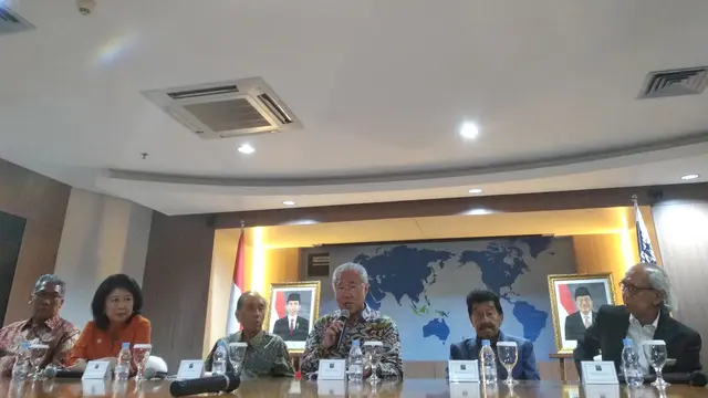 Menteri Perdagangan (Mendag) Enggartiasto Lukita, mengundang sejumlah mantan Menteri Perdagangan. Dok Merdeka.com/Wilfridus Setu Umbu