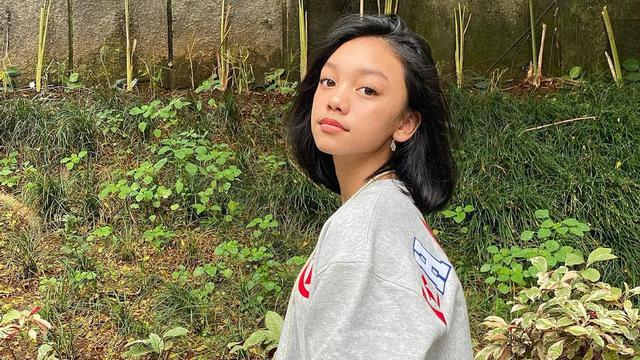 Potong Rambut Pendek, Ini 6 Potret Terbaru Naura Tampil Makin Dewasa