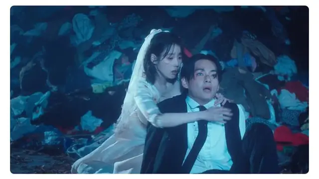 10 Potret IU dan V BTS Adu Akting di MV Love Wins All, Sukses Bikin Haru