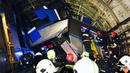 20 orang dinyatakan tewas setelah kereta bawah tanah tergelincir di sebuah terowongan antara Park Pobedy dan stasiun Slavyansky Bulvar, Moskow, (15/7/2014). (AFP PHOTO/Itar-Tass/Varya Valovil)