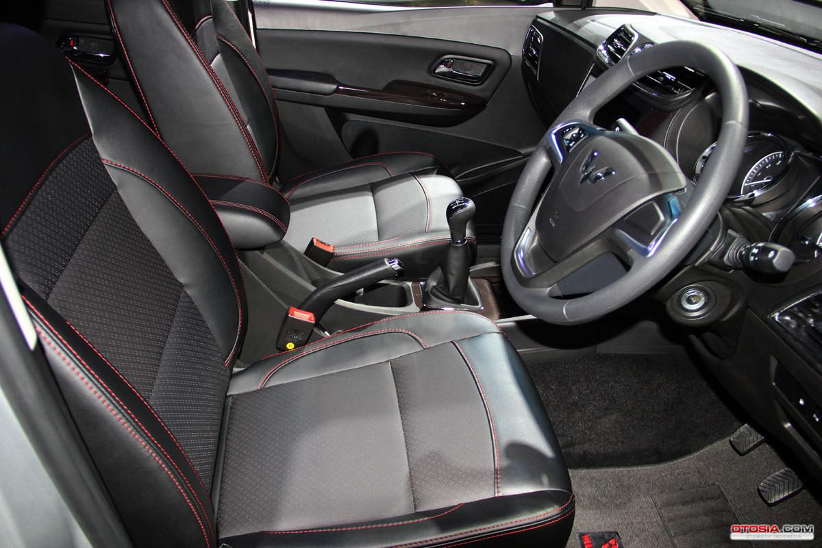Interior Wuling Confero S (Otosia.com/Nazar Ray)