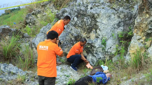 Polisi mengecek Tempat Kejadian Perkara (TKP) dan mendalami sejumlah saksi atas tewasnya Bripka Arfan Saragih. Hal ini dilakukan pasca dibentuknya tim untuk mengusut kasus tersebut (Istimewa)