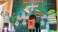 Dua di antaranya adalah pemain Timnas Indonesia U-16, Brylian Aldama dan Ernando Ari Sutaryadi, akan menjadi generasi emas Persebaya. (Bola.com/Aditya Wany)