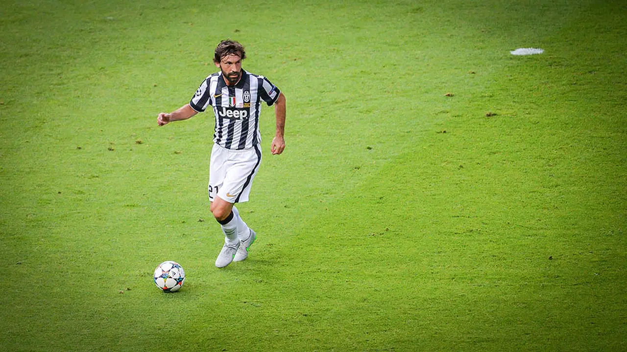 Andrea Pirlo memperkuat Juventus selama empat musim. 