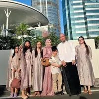 Ahmad Dhani dan keluarga (Instagram/mulanjameela1)