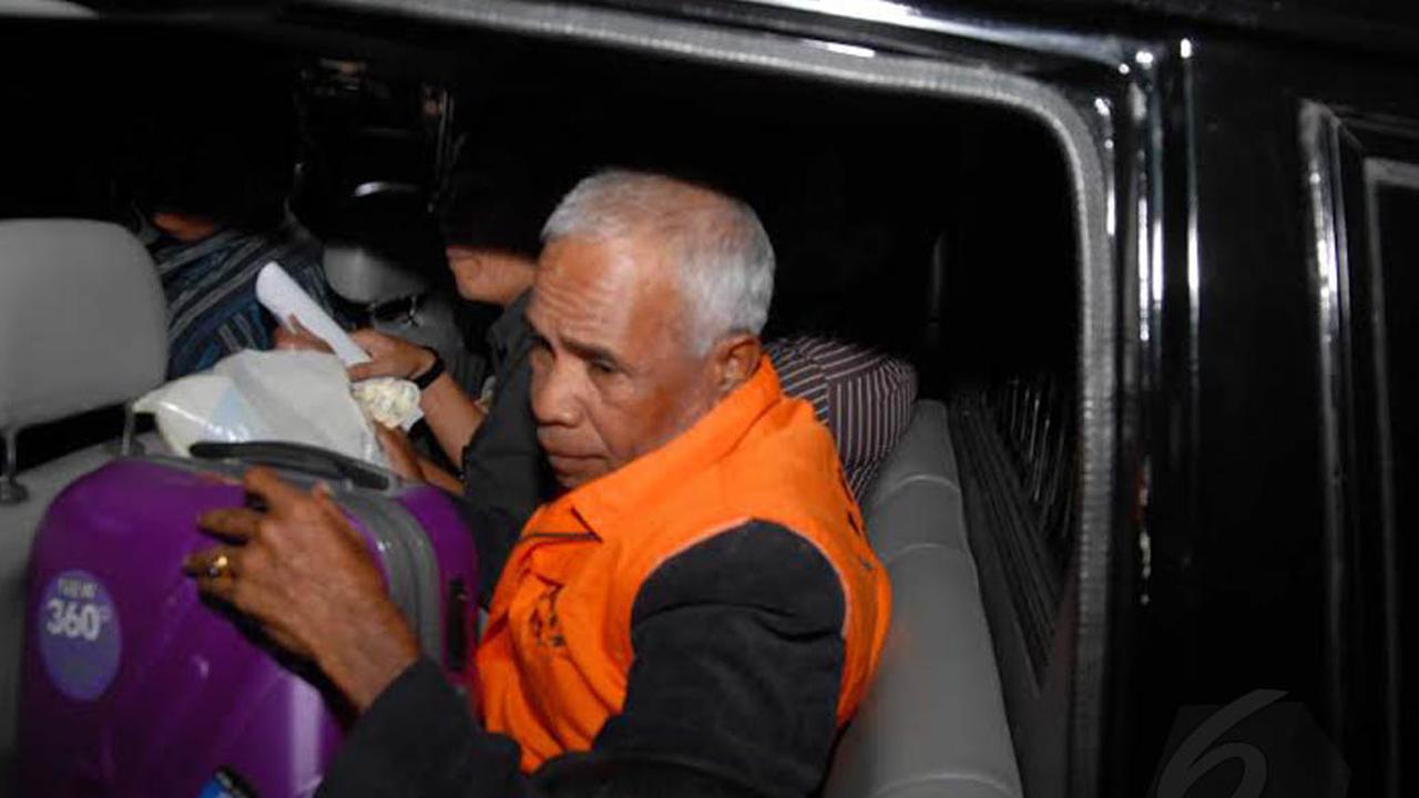 Inilah Wajah Bupati Biak yang Tertangkap Tangan KPK