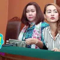 Dewi Rezer resmi menjadi janda dan hak asuh anak jatuh kepada Marcelino Lefrandt. 