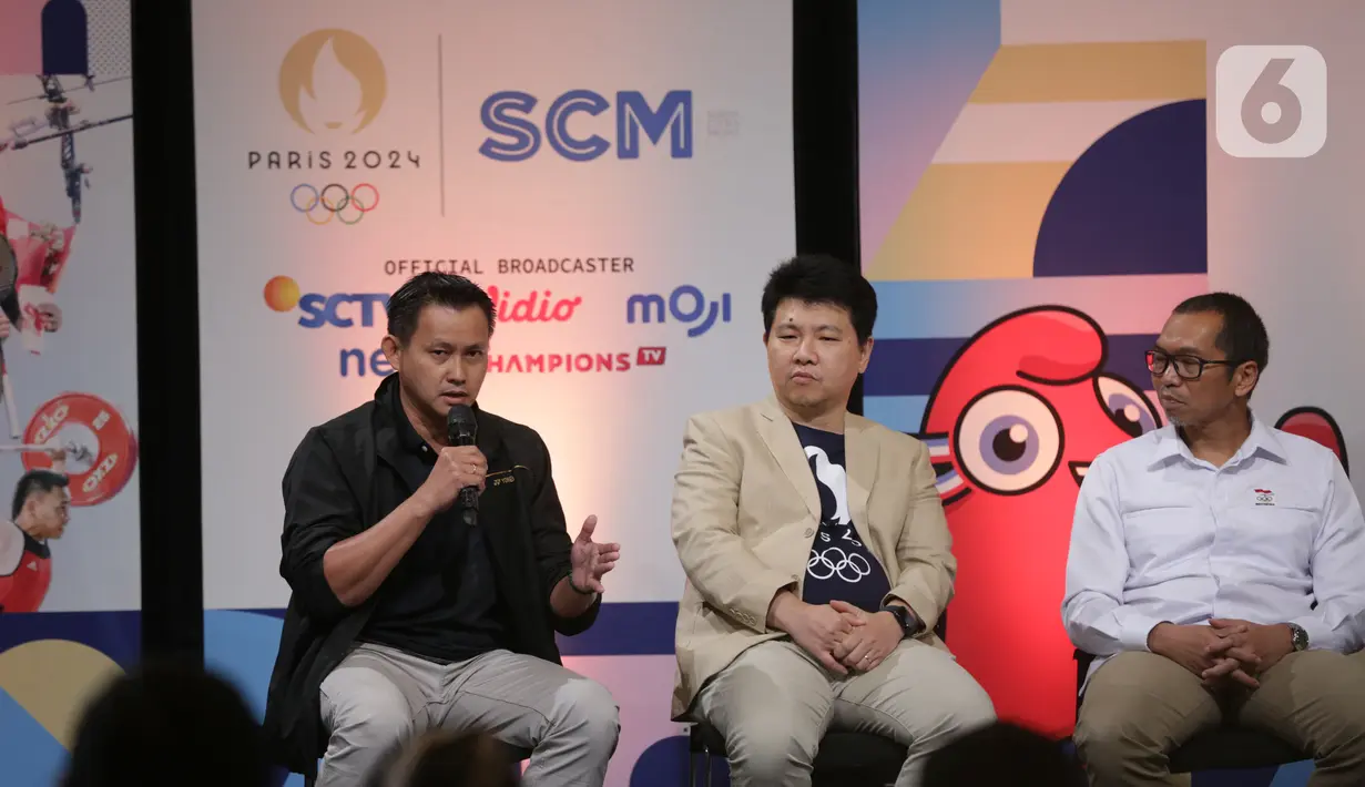 Peraih emas Olimpiade Sydney 2000, Candra Wijaya menjelaskan kesiapan tim ganda putra Indonesia untuk menghadapi ajang Olimpiade Paris 2024. (Liputan6.com/Helmi Fithriansyah)