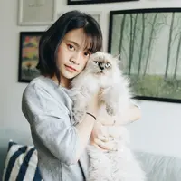 perempuan suka kucing/Photo by Tranmautritam from Pexels