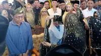 Pulang Retreat Magelang, Wali Kota Batam Disambut Prosesi Adat Melayu