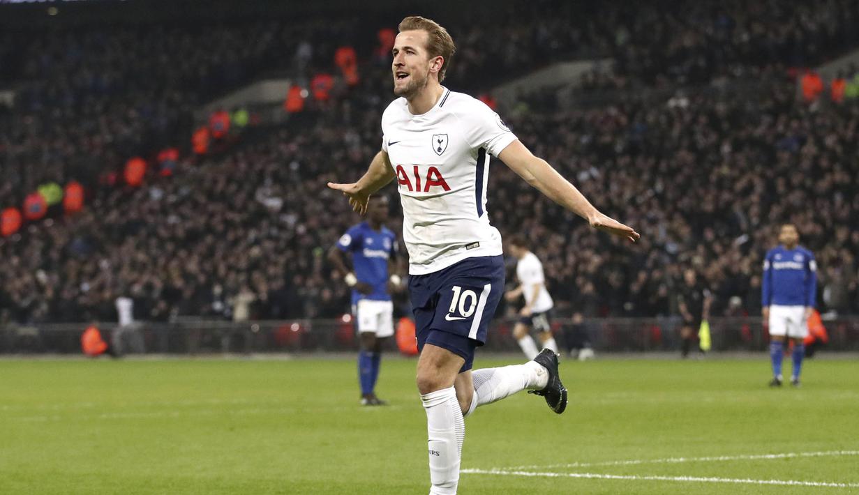 1. Harry Kane (Tottenham Hotspur) - 21 Gol (1 Penalti). (AP/John Walton)