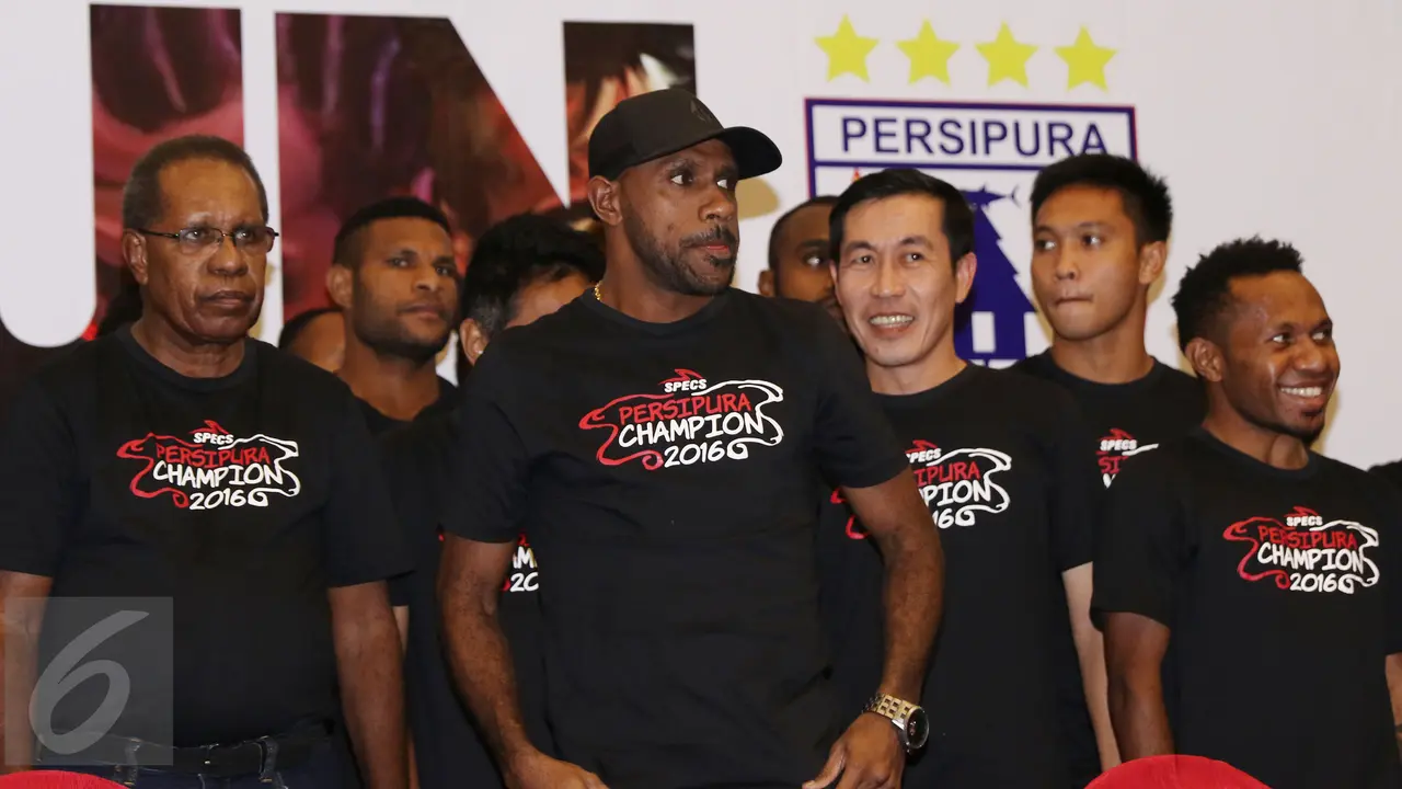20170106- Juara TSC 2016 Persipura Diganjar Bonus Semilyar-Jakarta- Helmi Fithriansyah
