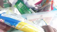 Ada Barang Kedaluwarsa untuk Bantuan Korban Lewotobi, BNPB Minta Maaf