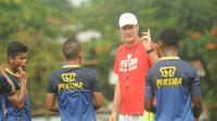 Timo Scheunemann, posisi rawan pecat di Persiba Balikpapan. (Bola.com/Iwan Setiawan)