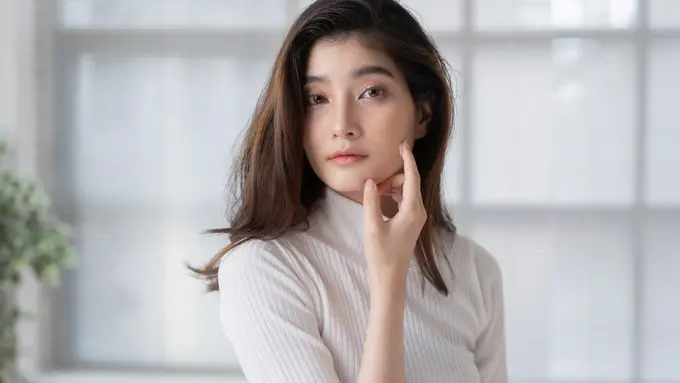 4 Produk Skincare yang Ampuh Mencegah Kulit Kering di Musim Hujan, Mau Tahu?