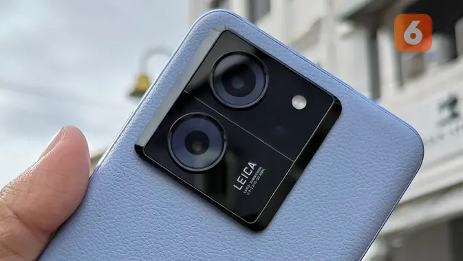 <p>Karena mengusung label fotografi Leica yang terkenal di dunia, Xiaomi 13T hadirkan kamera sebagai fitur andalan mereka. (Liputan6.com/ Yuslianson)</p>
<p> </p>