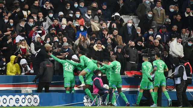 Foto: Messi Dua Assist, Mbappe Cetak Brace, PSG Kalahkan Saint-Etienne di Liga Prancis