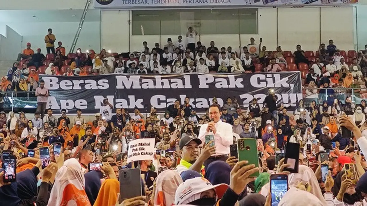 Kampanye Anies Baswedan di Pekanbaru yang dihadiri oleh ribuan pendukung.