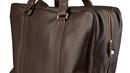 Bowler Bag. Model tas ini cocok banget untuk kamu yang  suka bawa banyak barang dan suka traveling / copyright shutterstock