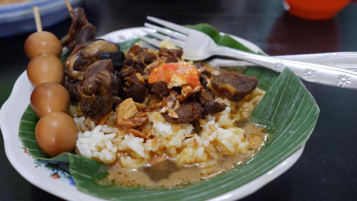 9 Rekomendasi Nasi Gandul Enak di Semarang 2026, Kuliner Legendaris yang Wajib Dicoba
