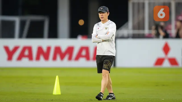 Official Training Timnas Indonesia Jelang Laga Semfinal Piala AFF 2022 Melawan Timnas Vietnam