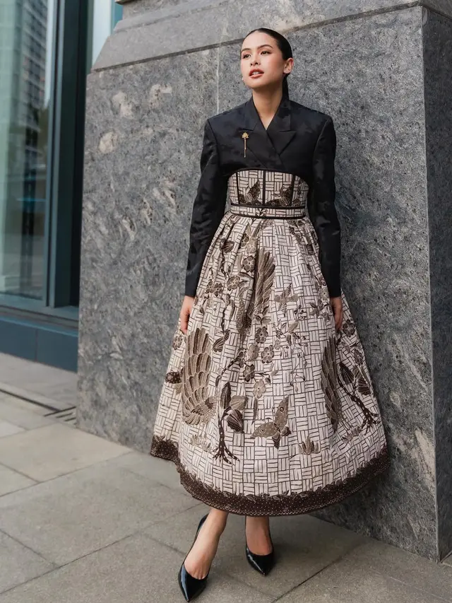 Cara Styling Wastra Tanpa terlihat Kuno.