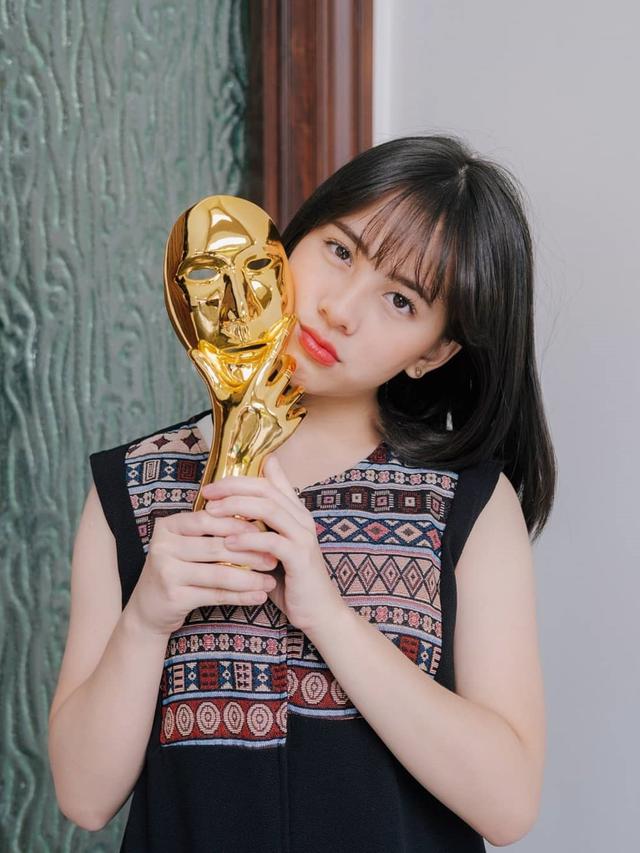 Potret Cantik dan Modis Adhisty Zara yang Lulus dari JKT48