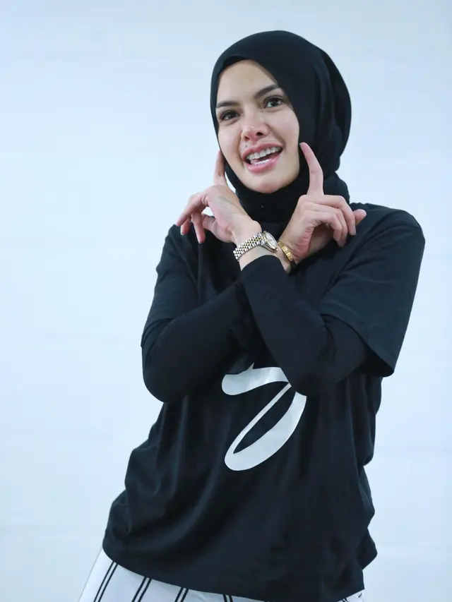 [Bintang] Nikita Mirzani