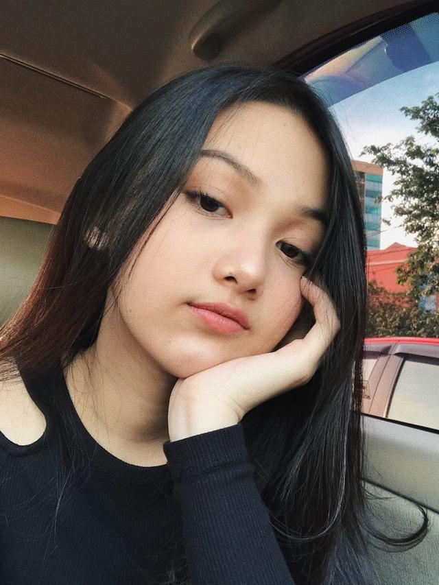 Unggah Foto Berjerawat, Ini 6 Potret Aisyah Aqilah Tanpa Makeup