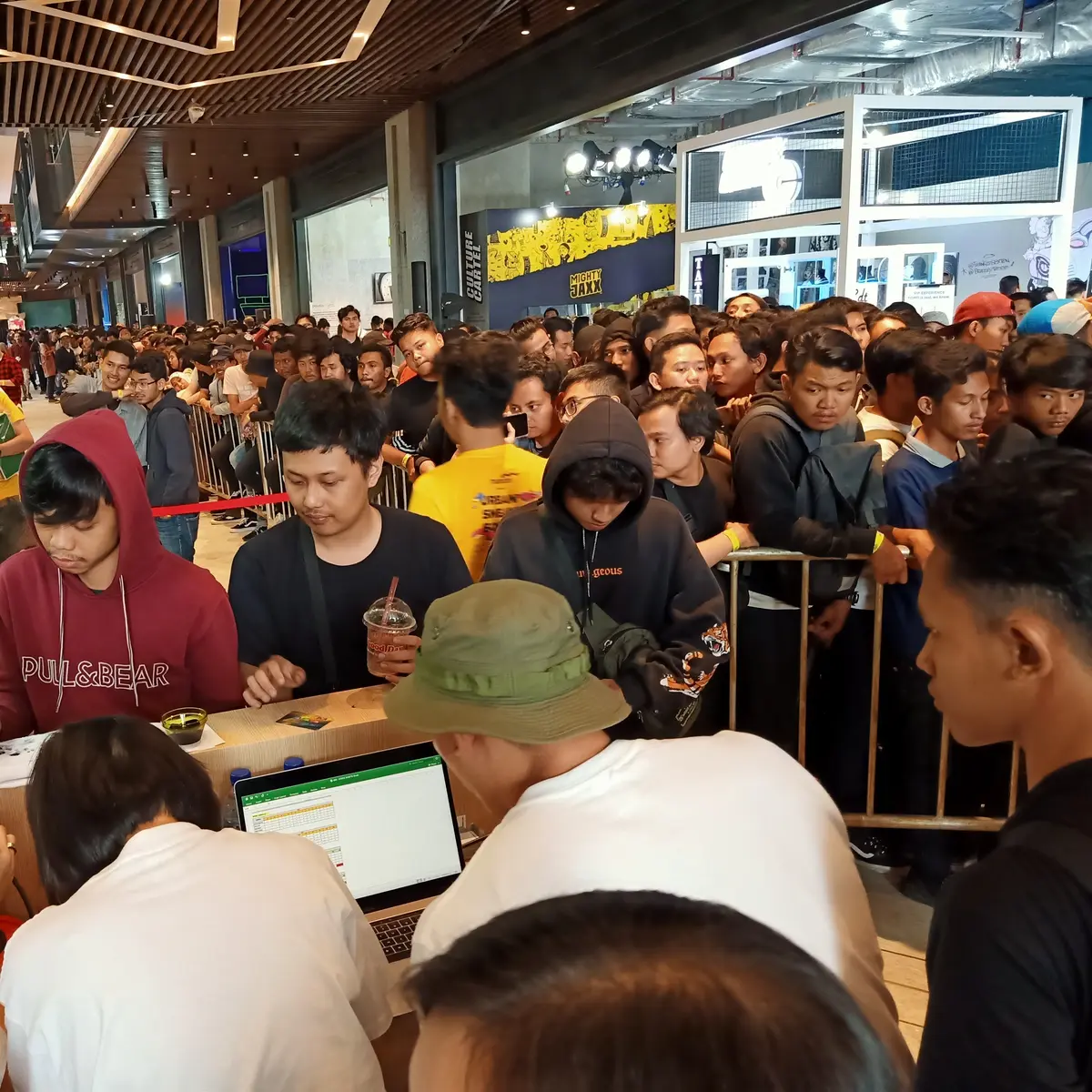 6 Hal Seru yang Bikin Betah Lama Lama di Urban Sneaker Society 2019 Lifestyle Liputan6