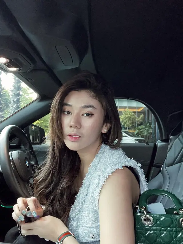 6 Potret Clara Shinta Yang Selalu Tampil Glamor Seleb Tiktok Trending Usai Dituding Jadi