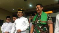 Panglima TNI Jenderal Andika Perkasa menemui Ketua Umum Pengurus Besar Nahdlatul Ulama (PBNU) KH Yahya Cholil Staquf atau Gus Yahya di Kantor Pusat PBNU, Jakarta pada hari ini, Senin (23/5/2022).