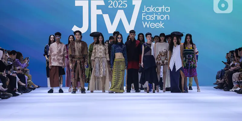 120 Perancang Busana Tanah Air Tampil di Jakarta Fashion Week 2025