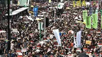 Desak Pemimpin Hong Kong Mundur, Ribuan Pengunjuk Rasa Kenakan Pakaian Hitam