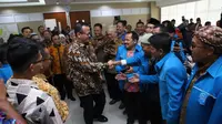 Menteri Kelautan dan Perikanan Edhy Prabowo menghadiri dialog dan focus group discussion (FGD) bersama Pusat Pelatihan Mandiri Kelautan dan Perikanan (P2MKP) di Kantor Kementerian Kelautan dan Perikanan (KKP).