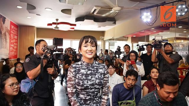 [Fimela] Marion Jola