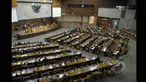 DPR RI menggelar rapat paripurna penetapan Perppu Nomor 1 Tahun 2014 tentang Pilkada langsung di Ruang Sidang Paripurna, Nusantara II, Komplek Parlemen, Senayan, Jakarta, Selasa (20/1/2015). (Liputan6.com/Andrian M Tunay)