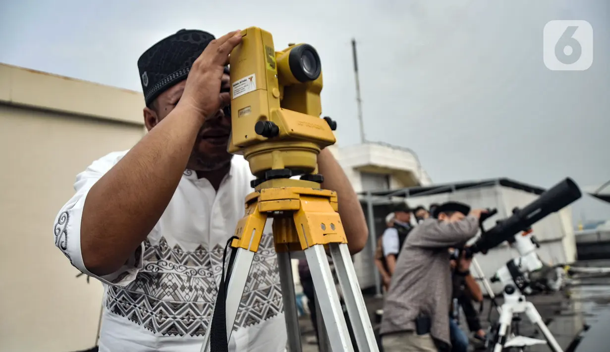 Sidang Isbat diawali dengan pemaparan terkait hilal 1 Syawal 1444 H. (merdeka.com/Iqbal S. Nugroho)