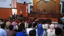 Suasana Sidang Praperadilan Hadi Poernomo, Selasa (26/5/2015). Hakim tunggal Haswandi mengabulkan permohonan praperadilan yang diajukan mantan Ketua BPK tersebut (Liputan6.com/Yoppy Renato)