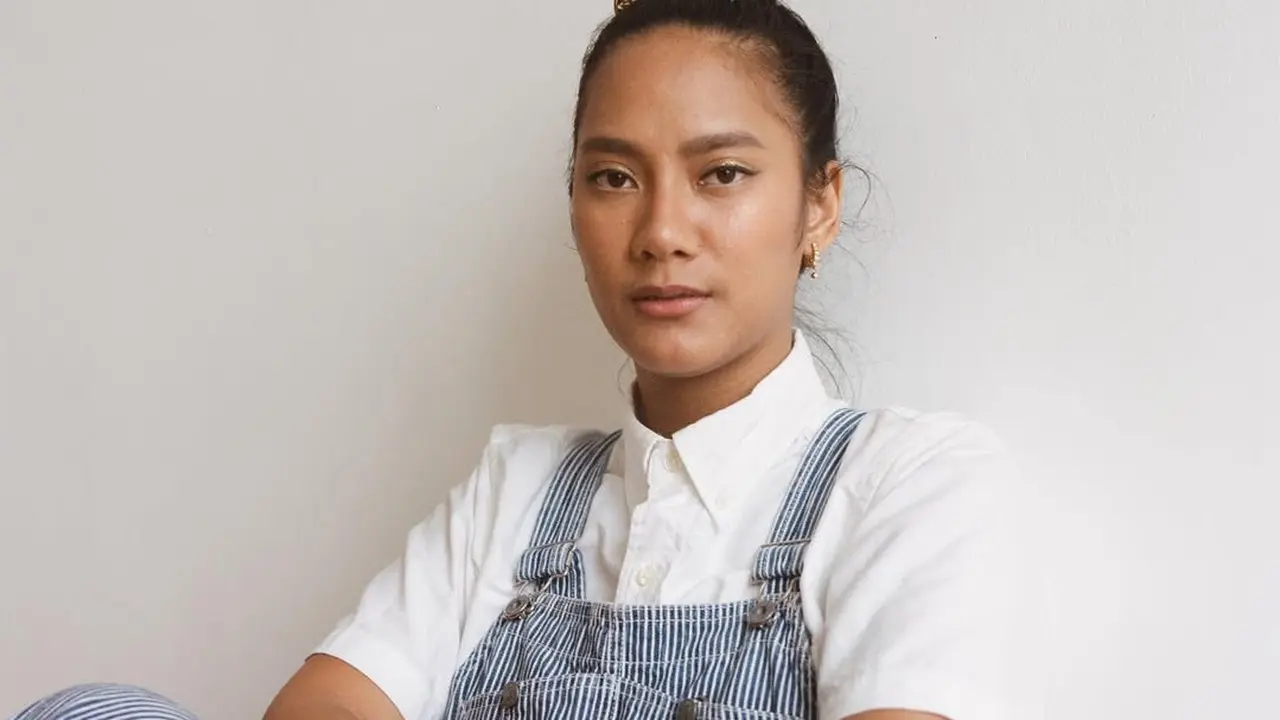 5 Pesona Tara Basro yang Sangat Merefleksikan Zodiak Cancer - Cover
