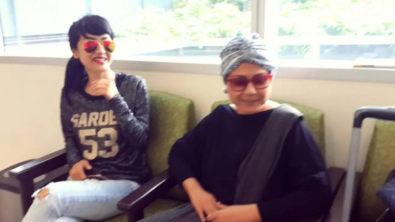 Ria Irawan sindir sahabatnya, Julia Perez