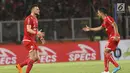 Pemain Persija Marko Simic (kiri) bersama Addison Alves merayakan gol pada babak pertama lanjutan Liga 1 Indonesia 2018 melawan Arema FC di Stadion GBK, Jakarta, Sabtu (31/3). Babak pertama berakhir imbang 1-1. (Liputan6.com/Helmi Fithriansyah)