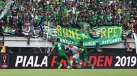 Duel Persebaya melawan Tira Persikabo dalam babak perempat final Piala Presiden 2019 di Stadion Gelora Bung Tomo, Surabaya (29/3/2019) mencatatkan rekor. (Bola.com/Aditya Wany)