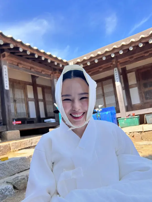 Honey Lee - Knight Flower (Foto: Instagram/ honey_lee32)