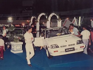 Suzuki Forza dikala baru diluncurkan dan dipamerkan di Pameran Mobil Gaikindo tahun 1986. (Source: gaikindo.or.id)